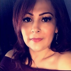 Meet your Posher, Norma